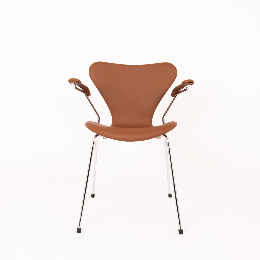 Arne Jacobsen 3207 – Cognac Semi Anilin