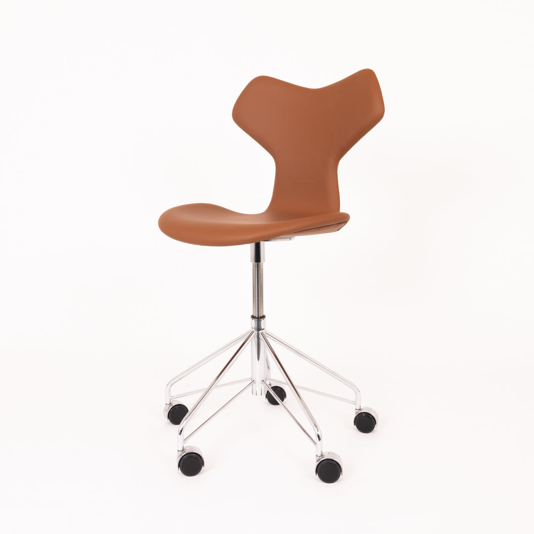 Arne Jacobsen 3118 – Cognac Semi Anilin