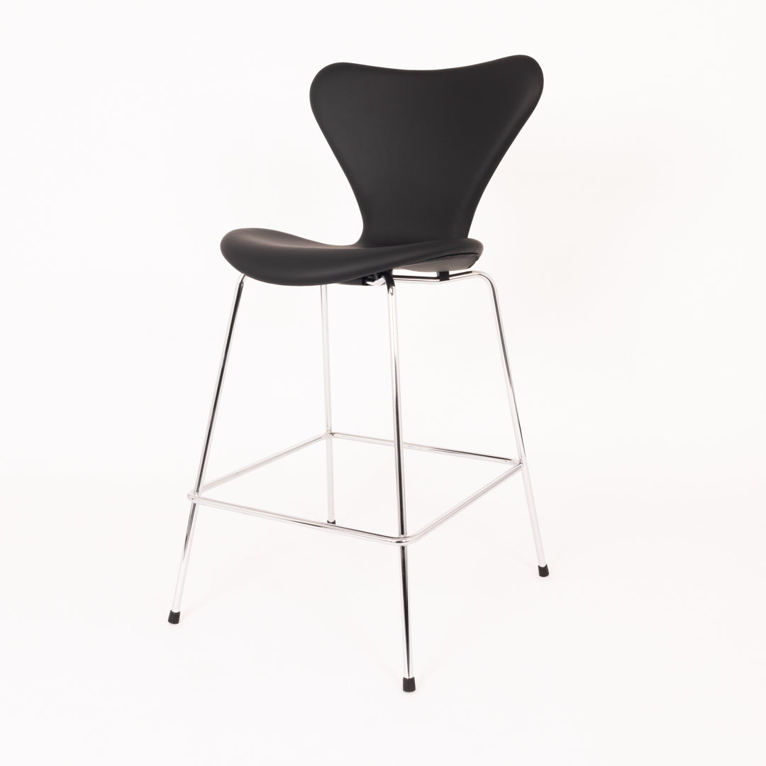 Arne Jacobsen 3187 barstol – Semi Anilin